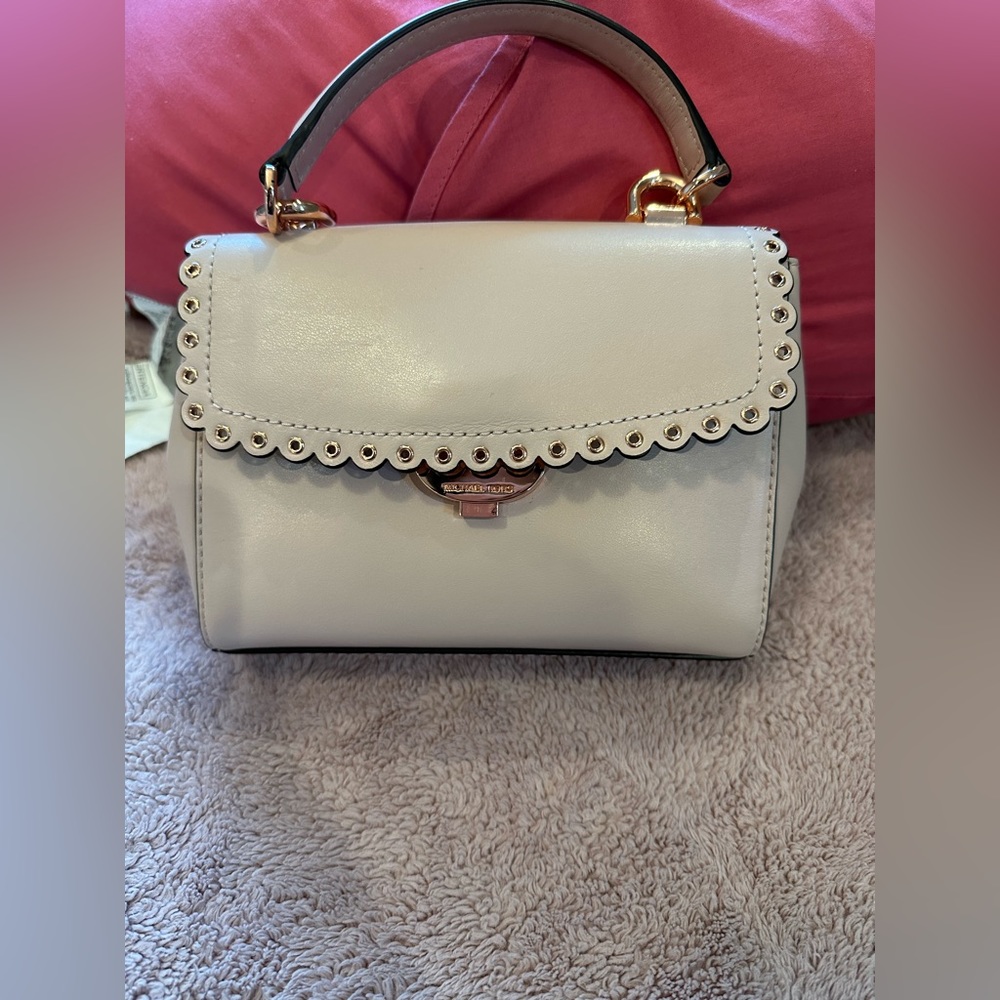Michael Kors Pink purse (no straps just handle)